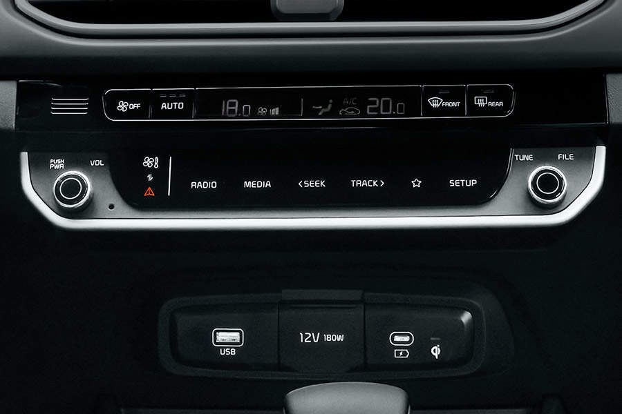 Dual zone automatic climate control